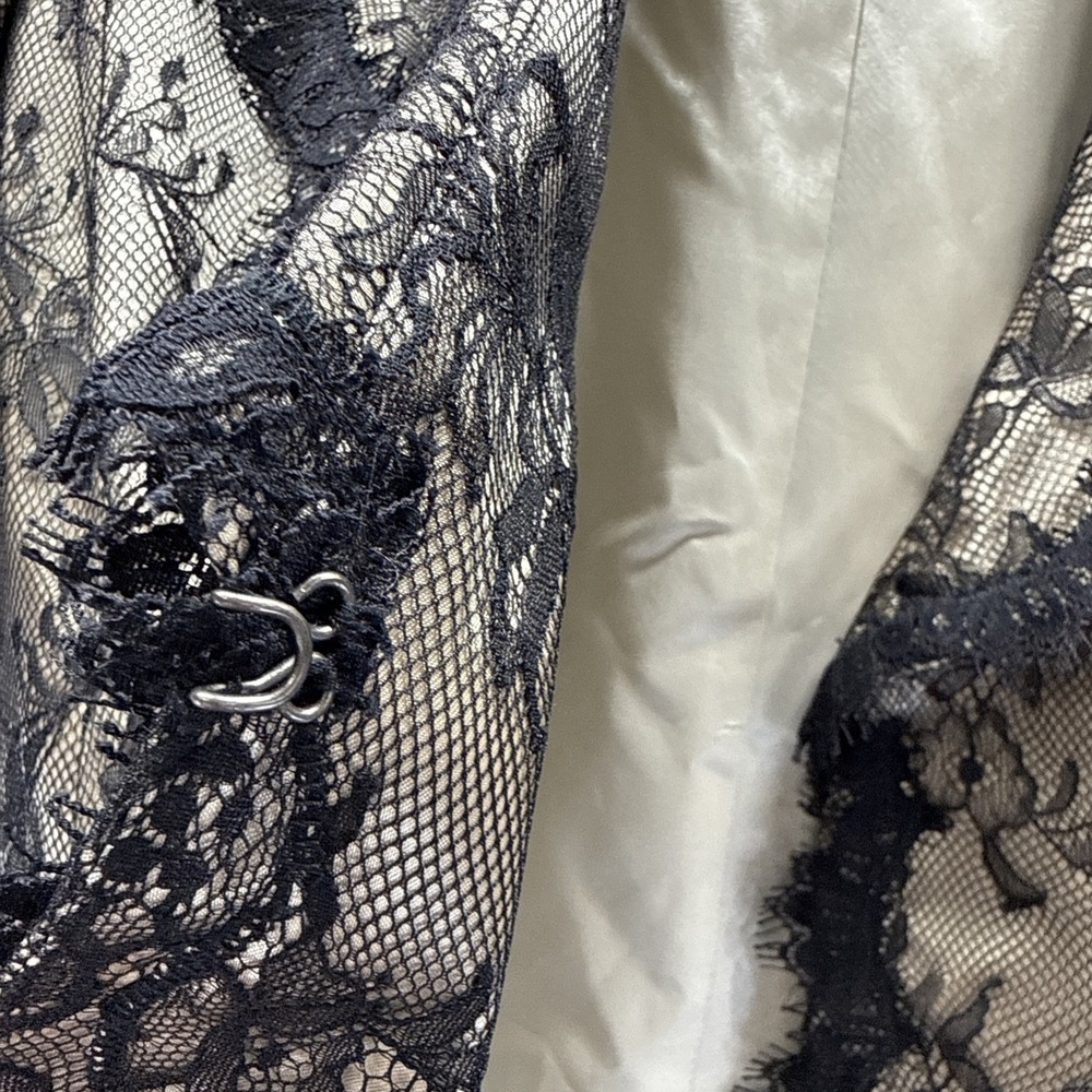 Adrianna Papell Evening Essentials Lace Jacket Size 12 Whimsical Whimsigoth 3/4 - Picture 4 of 11